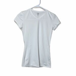 Small athletic t-shirt size small NWOT  (G1)